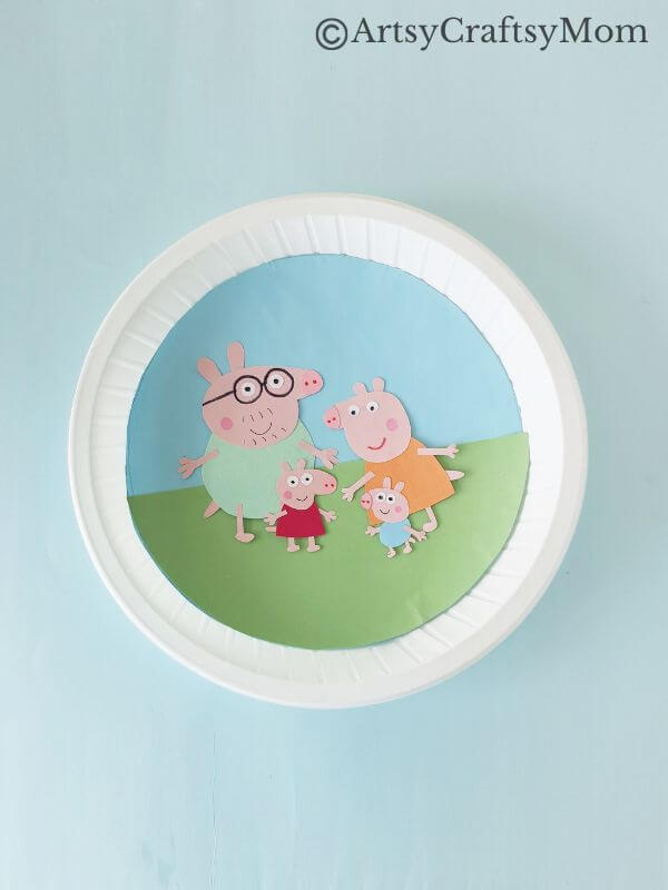 Peppa's popularity is incomplete without her family, which is why we're celebrating with an easy and fun Paper Plate Peppa Pig Family Craft!