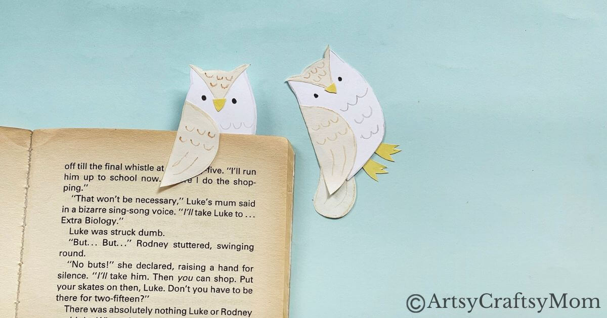 Hoot hoot! Here's a fun and easy owl bookmark craft that kids will love to make! It's perfect to make your spring reading much more fun!