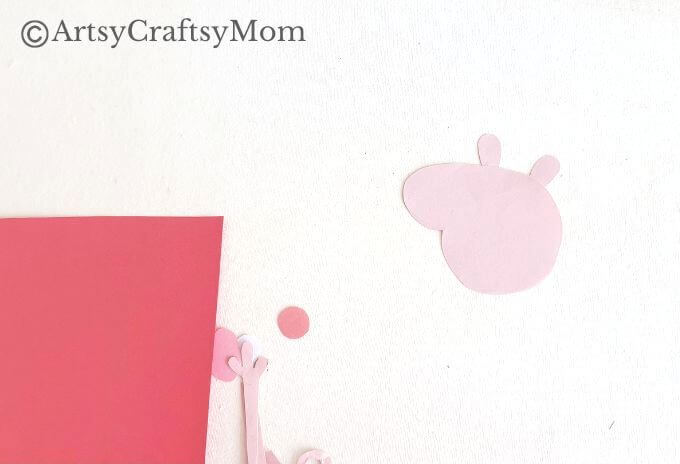 Adorable Toilet Paper Roll Peppa Pig Craft 4 Peppa fans assemble! Here is an adorable Toilet Paper Roll Peppa Pig Craft for you to make and play with. All you need are basic craft supplies!