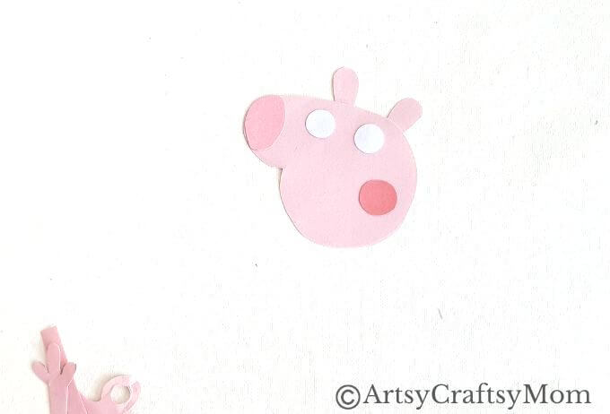 Adorable Toilet Paper Roll Peppa Pig Craft 6 Peppa fans assemble! Here is an adorable Toilet Paper Roll Peppa Pig Craft for you to make and play with. All you need are basic craft supplies!