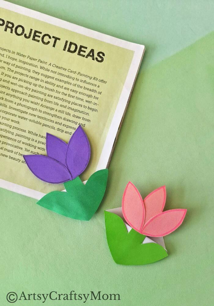 Here's a beautiful tulip corner bookmark craft that's perfect for spring that's coming! Features a printable template that you can use in the craft!