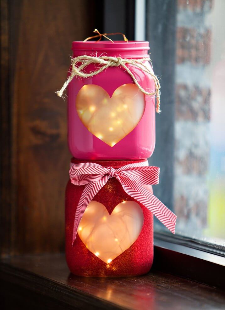 15 DIY Valentine's Day Room Decor Ideas for Teens 12 Here are some dashing DIY Valentines Day Room Decor Ideas for teens - and the teen-at-heart! Chic, simple and elegant decor ideas you'll love!