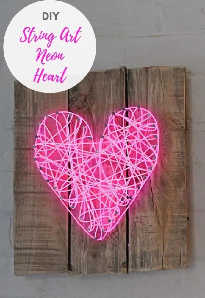 15 DIY Valentine's Day Room Decor Ideas for Teens 13 Here are some dashing DIY Valentines Day Room Decor Ideas for teens - and the teen-at-heart! Chic, simple and elegant decor ideas you'll love!
