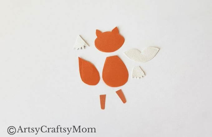 If you'd like to try your hand at 3D crafts, here is a pretty 3D Scene with Fox Papercraft for kids to try! The lush green is perfect for spring!