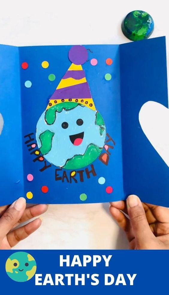 Have fun this Earth Day with these engaging and educational Earth Day Crafts for Kids! We have only one Earth, so let's celebrate it fully!