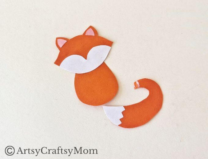 Super Cute Mother's Day Fox Card for Kids 6 This Mother's Day Fox Card for Kids is too cute for words! It features a sweet Mama Fox and her little baby cub, locked together in a hug!