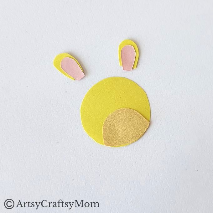 This Handprint Lion Craft for Kids will be absolutely adorable with little hands! It would make a great craft to gift grandparents, aunts and uncles!