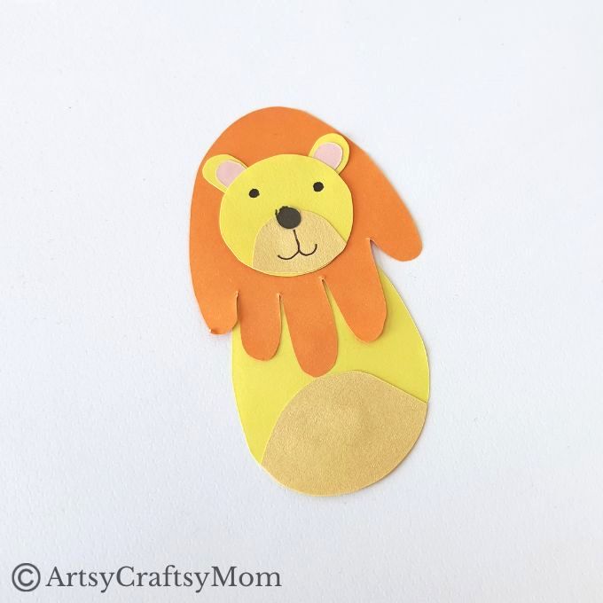 This Handprint Lion Craft for Kids will be absolutely adorable with little hands! It would make a great craft to gift grandparents, aunts and uncles!