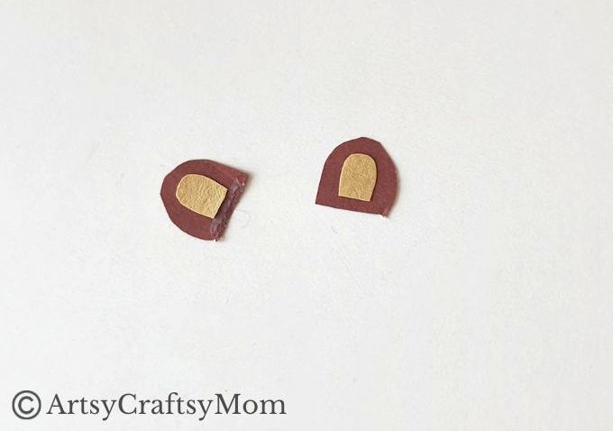 Get those little hands busy - in making this adorable handprint monkey craft! An easy craft that's perfect for preschoolers and even toddlers!
