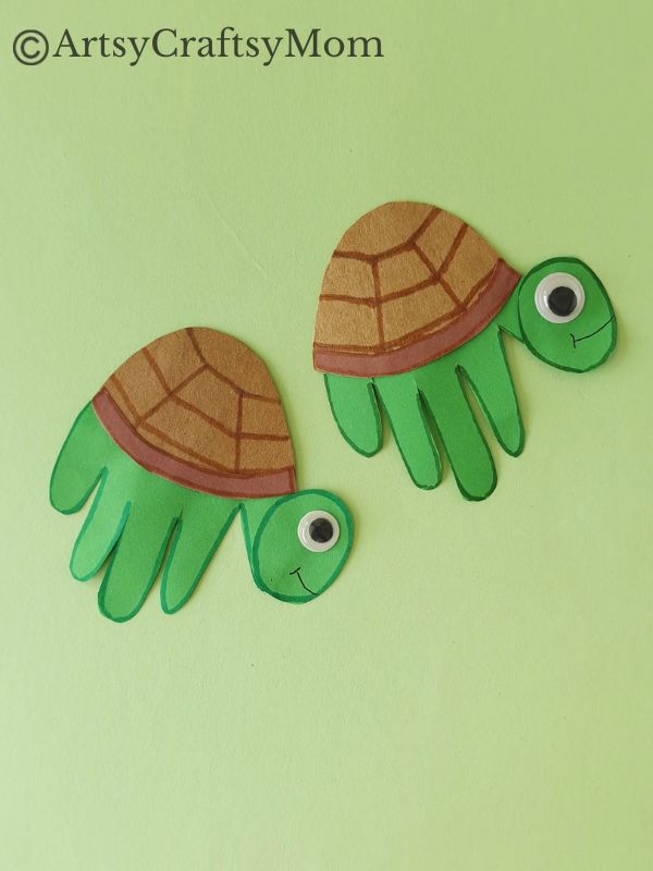 Super Easy Handprint Turtle Craft for Kids 11 This Handprint Turtle Craft for Kids is probably one of the easiest handprint crafts you'll find! All you need is craft paper, googly eyes and markers!