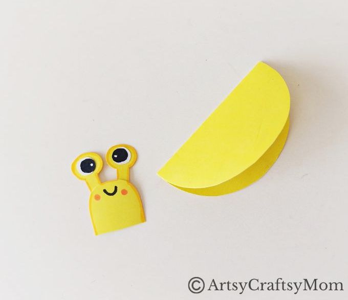 Here is a cute little Rocking Snail Craft for Kids - the rocking is both physically and in spirit! Young kids will enjoy making and playing with it for hours!