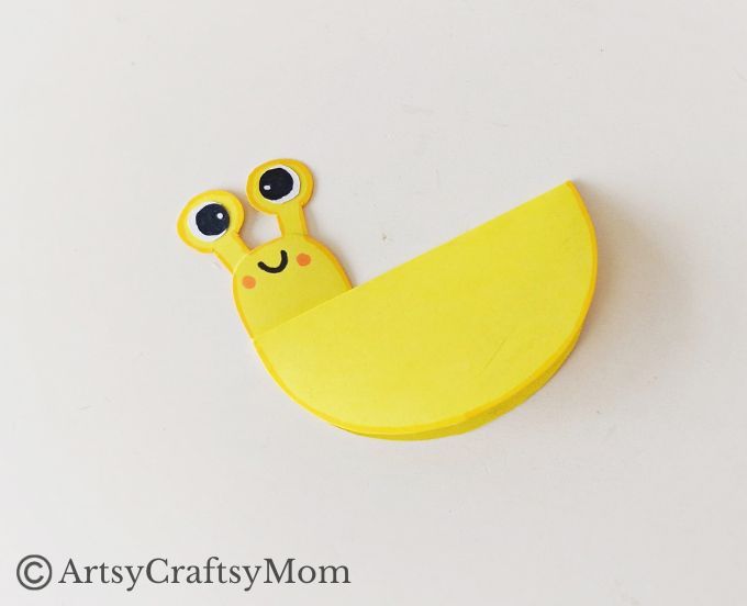 Here is a cute little Rocking Snail Craft for Kids - the rocking is both physically and in spirit! Young kids will enjoy making and playing with it for hours!