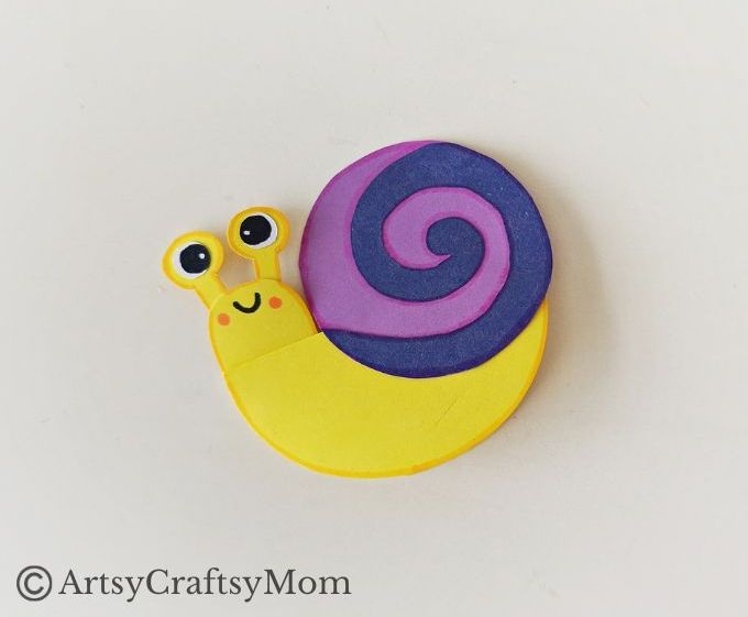 Here is a cute little Rocking Snail Craft for Kids - the rocking is both physically and in spirit! Young kids will enjoy making and playing with it for hours!