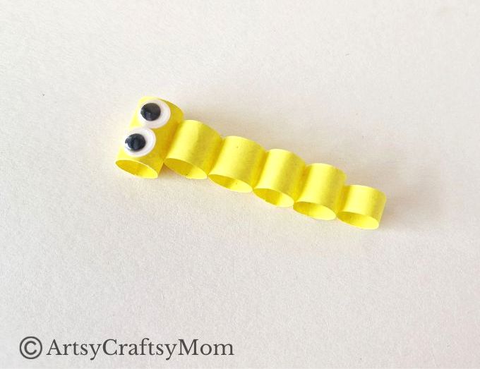 National Dragonfly Day falls on the second Saturday of June, and we're celebrating with a Dashing Dragonfly Papercraft! Great for kids of all ages!