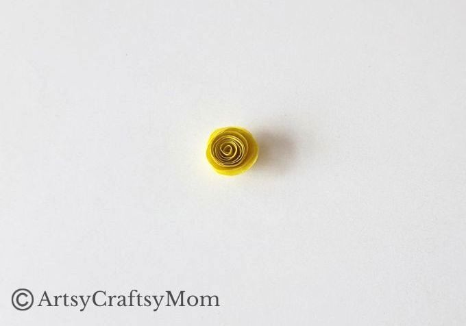 Easy DIY Flower in Hand Card for Kids 6 Here's a fun DIY Flower in Hand Card for kids to make for any occasion - Mother's Day, Teacher's Day, Father's Day, Valentine's Day or just like that!