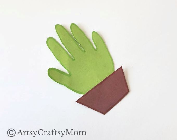 Here's a cute & easy Handprint Cactus Papercraft for Kids to try out this summer! Use the handprints provided or use the outline of your own hands!