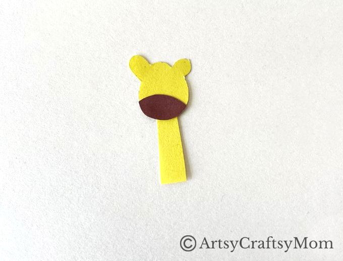 Can you turn a handprint into a giraffe? Well, our Easy Handprint Giraffe Craft for Kids certainly proves you can, and it looks great as well!