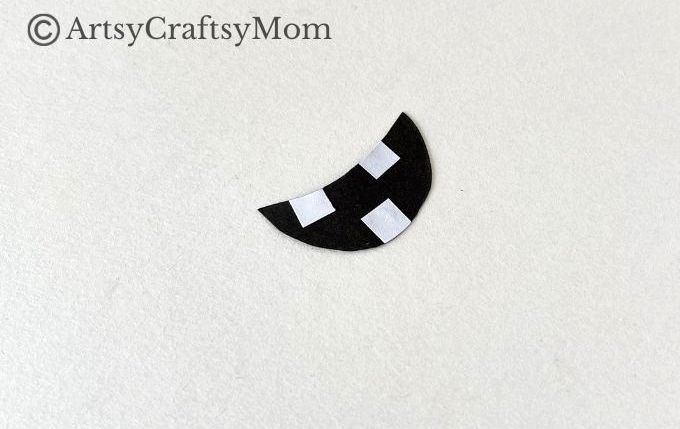Love learning about aliens, space and unidentified flying objects? Then you'll love our quirky and cute paper plate UFO craft - for kids of all ages!