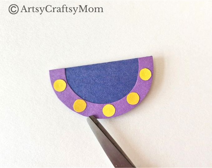 It's World UFO Day, and we are not going to miss it! Here's a fun Rocking UFO Craft for Kids to make & play with. Be sure to learn about UFOs too!