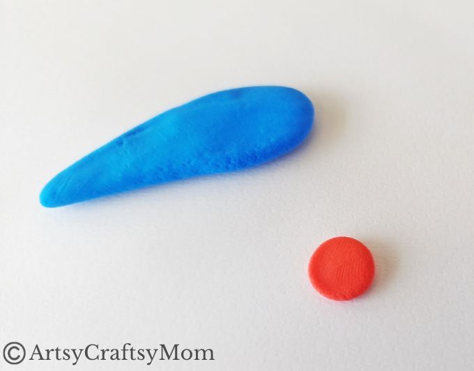 Turn something shapeless and colorless into a Gorgeous DIY Clay Butterfly Craft for Kids! Great weekend project for older kids, pre-teens & teens!