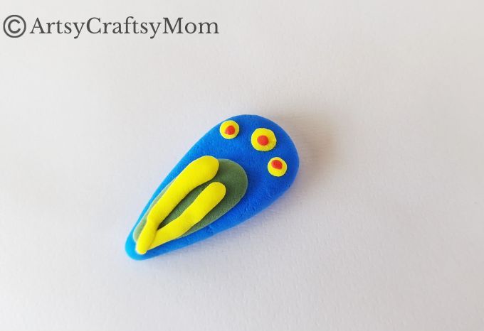 Turn something shapeless and colorless into a Gorgeous DIY Clay Butterfly Craft for Kids! Great weekend project for older kids, pre-teens & teens!