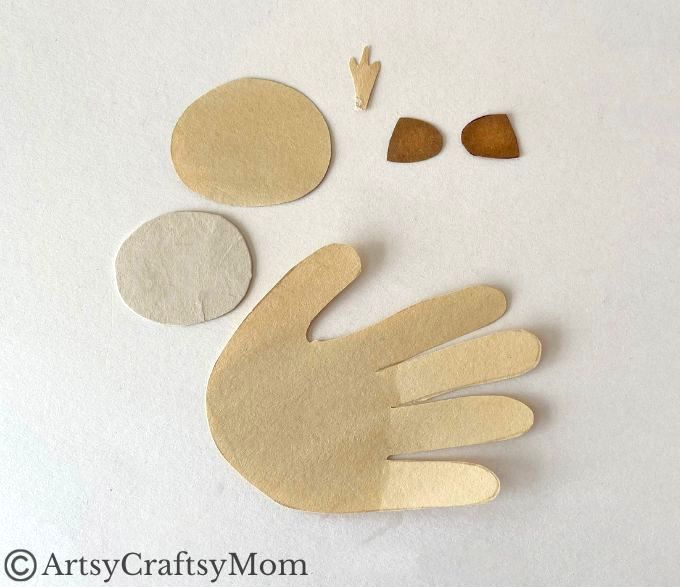 Kids will love making this cute Handprint Sloth Craft - especially since they can see their own handprints in it! Perfect for preschoolers & young kids,