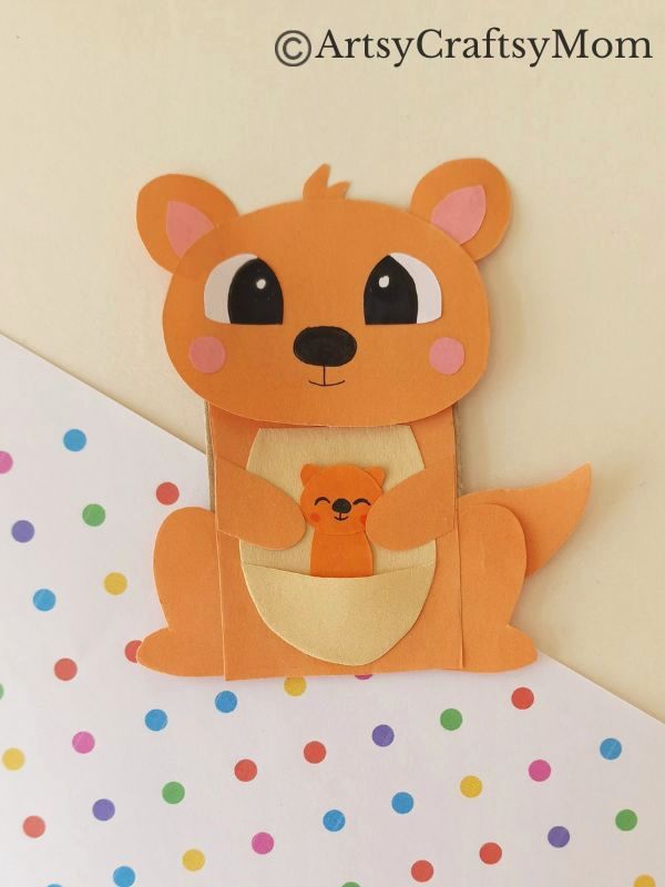Fancy playing with a kangaroo? Then here's one that doesn't kick - a cute paper bag kangaroo craft! Make and play with it as much as you like!