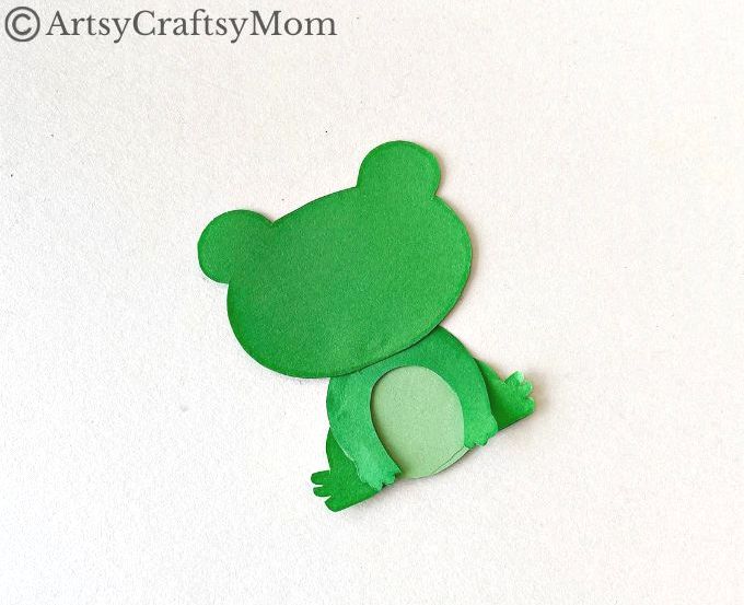 A frog may seem like an unlikely reading partner, but this frog bookmark papercraft is the perfect for the purpose! Easy to make for kids of all ages!