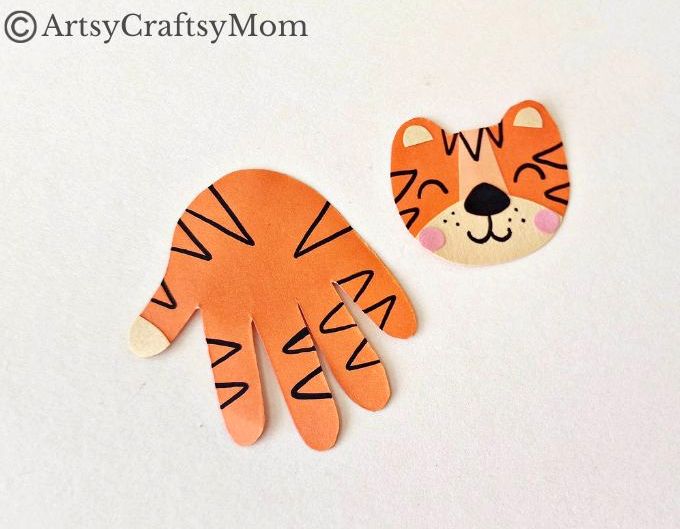 Here's a cute handprint tiger craft that preschoolers & kindergarteners would love! Perfect for International Tiger Day or India's Independence Day.