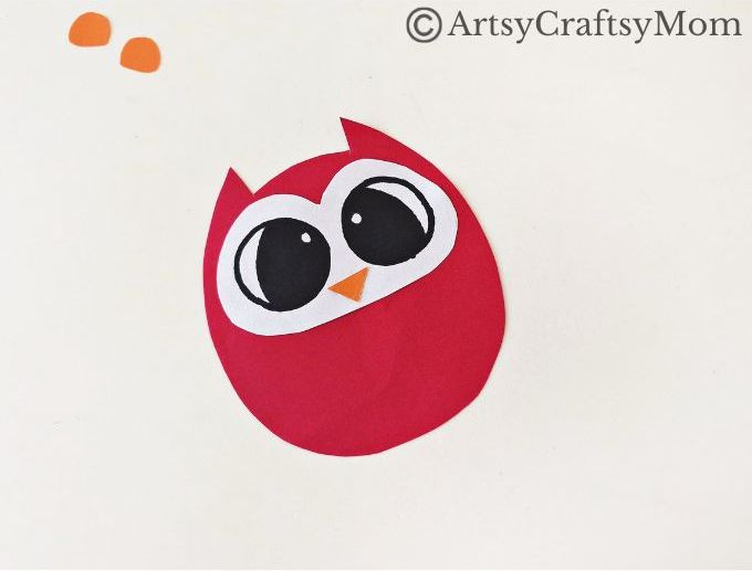 This Moving Owl Craft for Kids is easier to make than it seems! It's a simple, fun craft for kids of all ages to make and play with too!