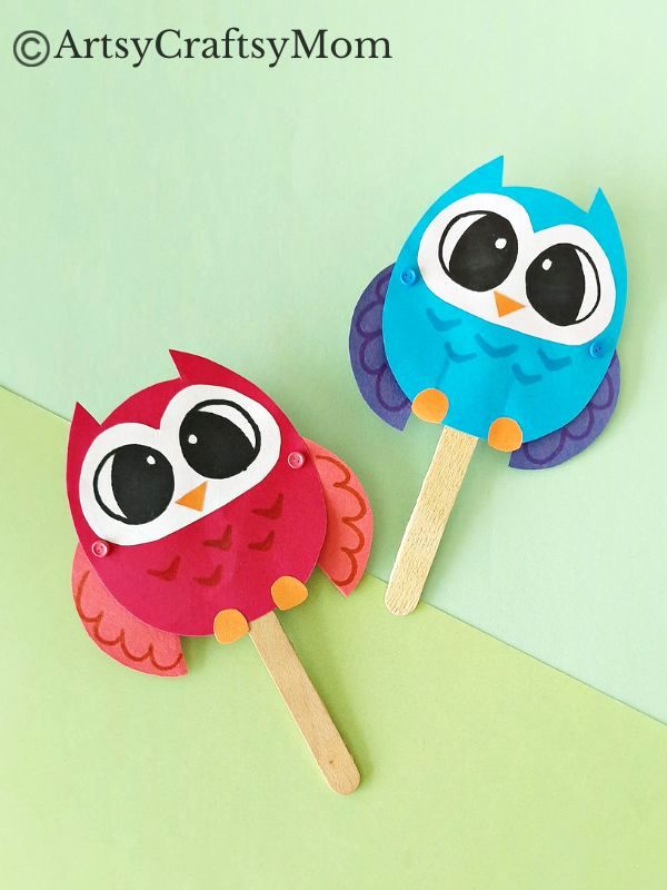 This Moving Owl Craft for Kids is easier to make than it seems! It's a simple, fun craft for kids of all ages to make and play with too!