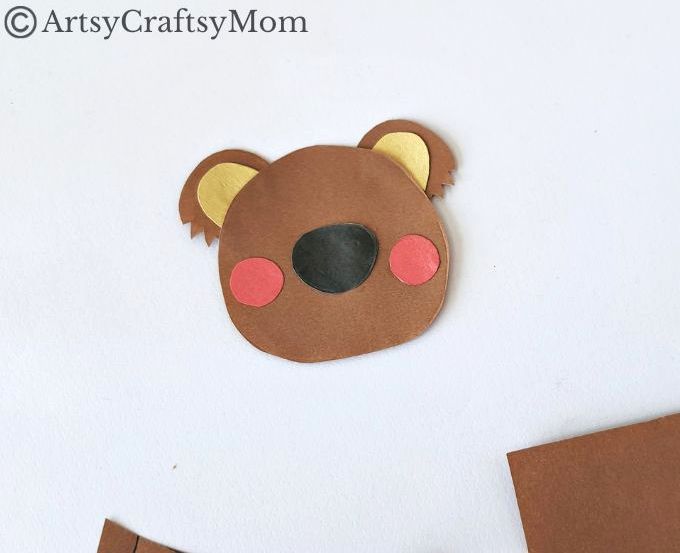 Here's how you can turn a plain cardboard tube into a cute little Toilet Paper Roll Koala Craft for Kids! All you need is craft paper & a paper roll!