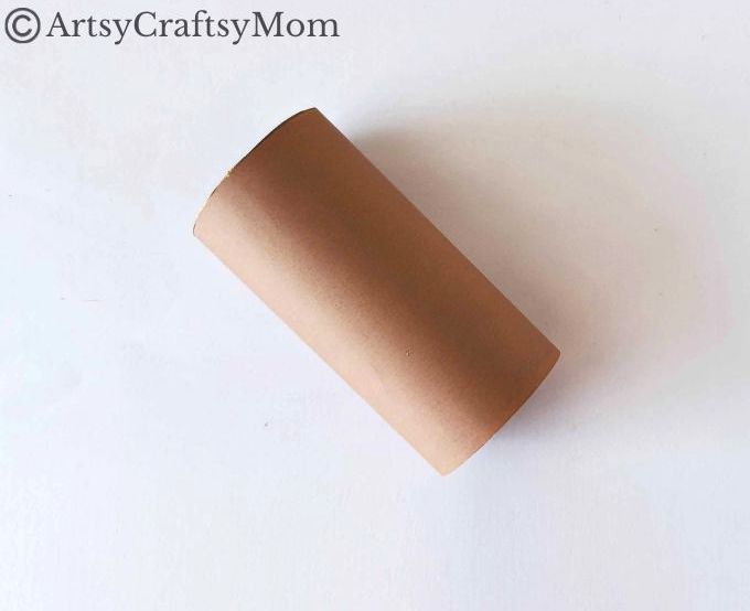 Here's how you can turn a plain cardboard tube into a cute little Toilet Paper Roll Koala Craft for Kids! All you need is craft paper & a paper roll!