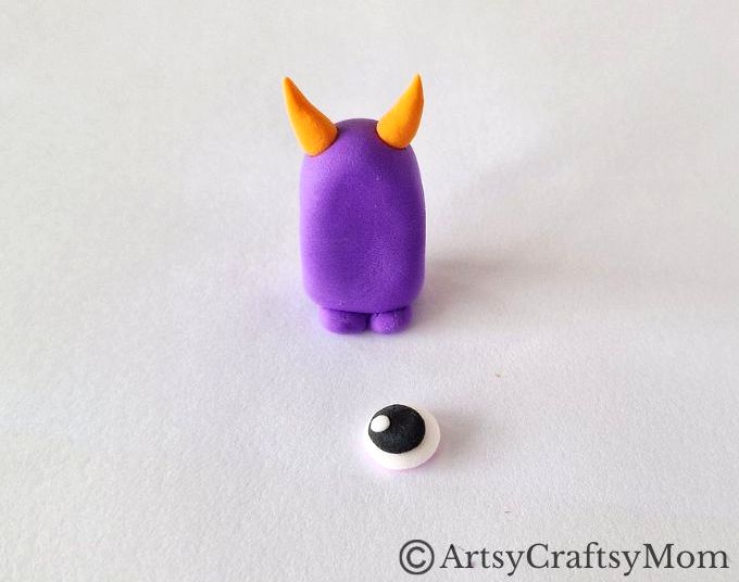 Want to gift your friend something special this Halloween? Try making this DIY clay monster - it's easy to make, super cute and not at all scary!