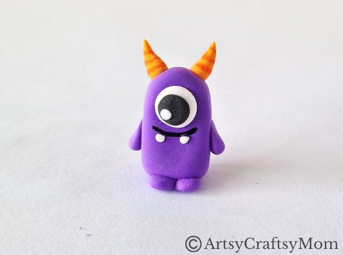 Want to gift your friend something special this Halloween? Try making this DIY clay monster - it's easy to make, super cute and not at all scary!