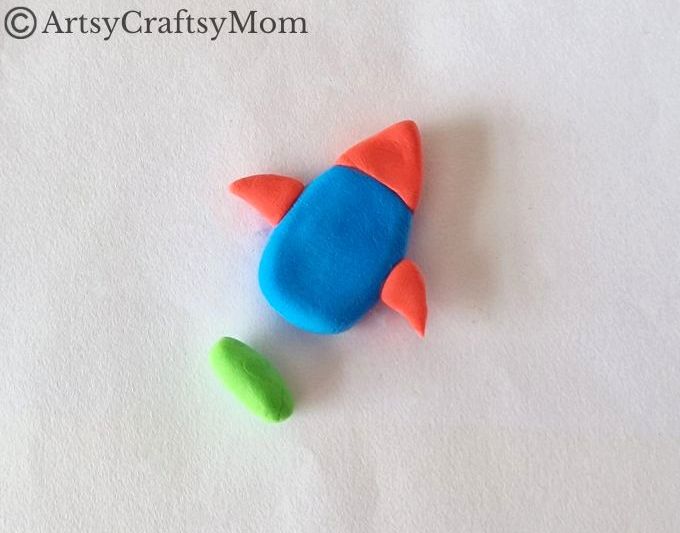 This DIY clay rocket tutorial is easy enough for beginners to try, even kids! all you need is some clay and a few tools and you're set to launch!