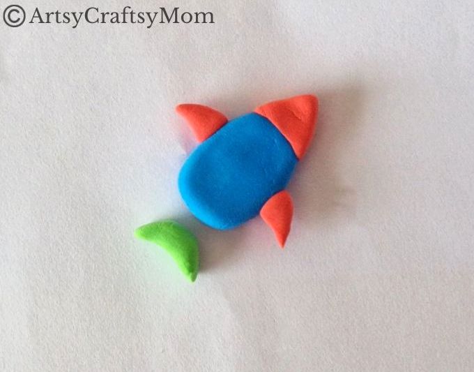 This DIY clay rocket tutorial is easy enough for beginners to try, even kids! all you need is some clay and a few tools and you're set to launch!