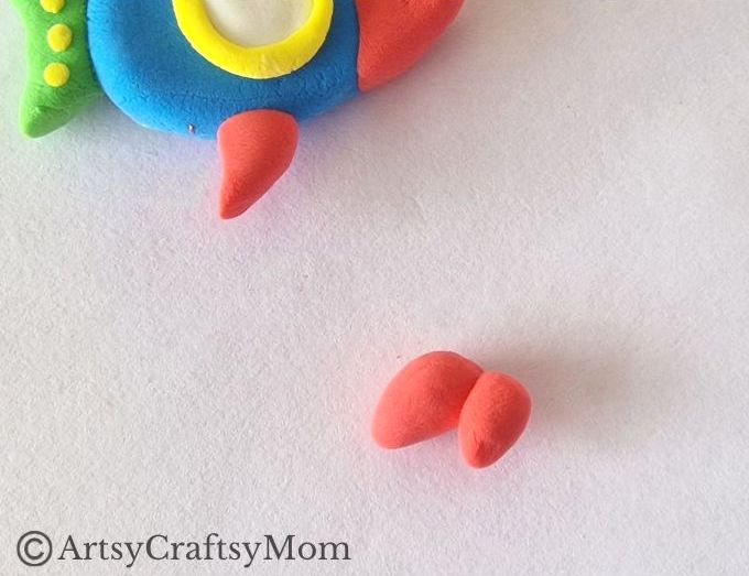 This DIY clay rocket tutorial is easy enough for beginners to try, even kids! all you need is some clay and a few tools and you're set to launch!