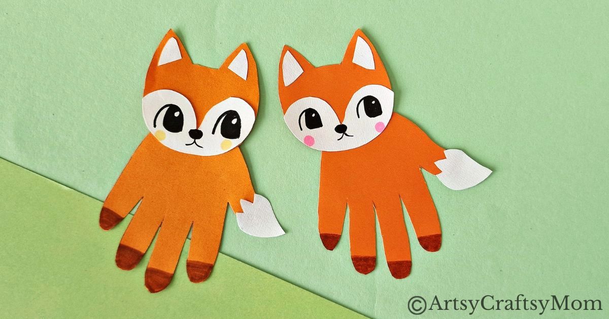Here's a cute little handprint fox papercraft for kids to make this Fall! All you need are basic craft supplies like paper - and cute little handprints!