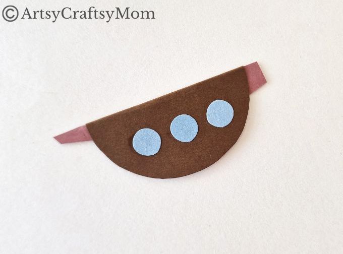 Here's a rocking pirate ship craft that kids will love - it includes a cute little pirate too! The fact that the ship rocks makes it great for the high seas!