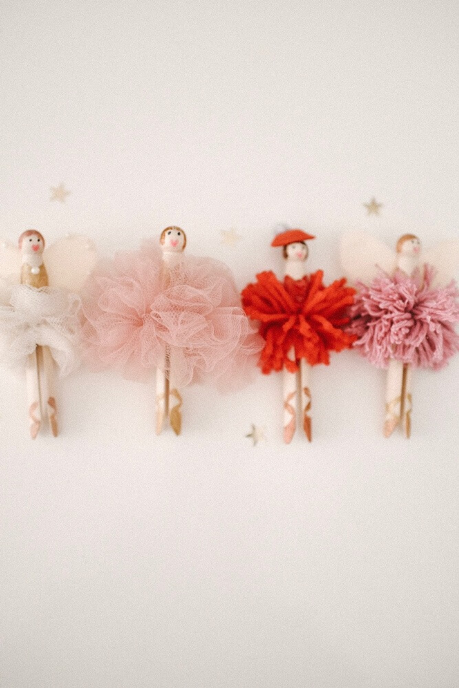 If you've got a ballet enthusiast at home, they'll love these pretty ballerina crafts for kids! Make ballerinas out of pipe cleaners, coffee filters & more!