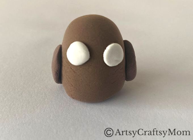 Here's a turkey you don't have to worry about burning - it's a clay turkey craft for kids! Get some air drying clay & molding tools & make your turkey!