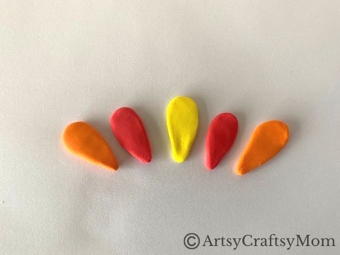 Here's a turkey you don't have to worry about burning - it's a clay turkey craft for kids! Get some air drying clay & molding tools & make your turkey!