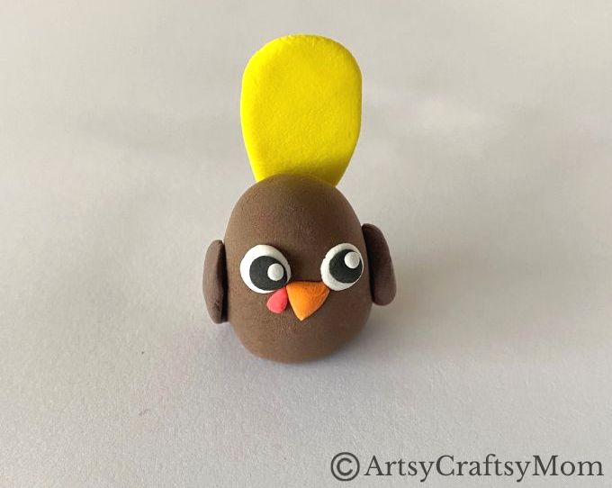 Here's a turkey you don't have to worry about burning - it's a clay turkey craft for kids! Get some air drying clay & molding tools & make your turkey!