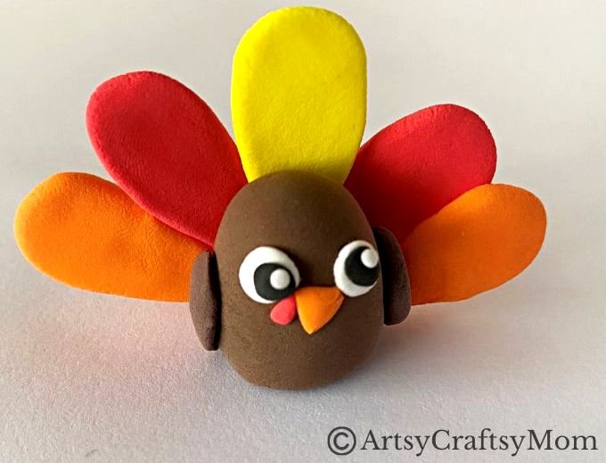 Here's a turkey you don't have to worry about burning - it's a clay turkey craft for kids! Get some air drying clay & molding tools & make your turkey!