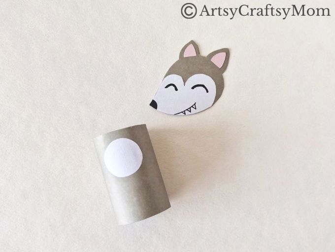 Little Red Riding Hood Puppet Craft 14 You've heard the story, it's now time to put on a show! Set it up with this cute Little Red Riding Hood Puppet set, made entirely with craft paper!