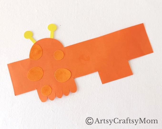 If you're looking for an easy monster craft this Halloween, our colorful monster papercraft will be perfect! Create as many monsters as you like!