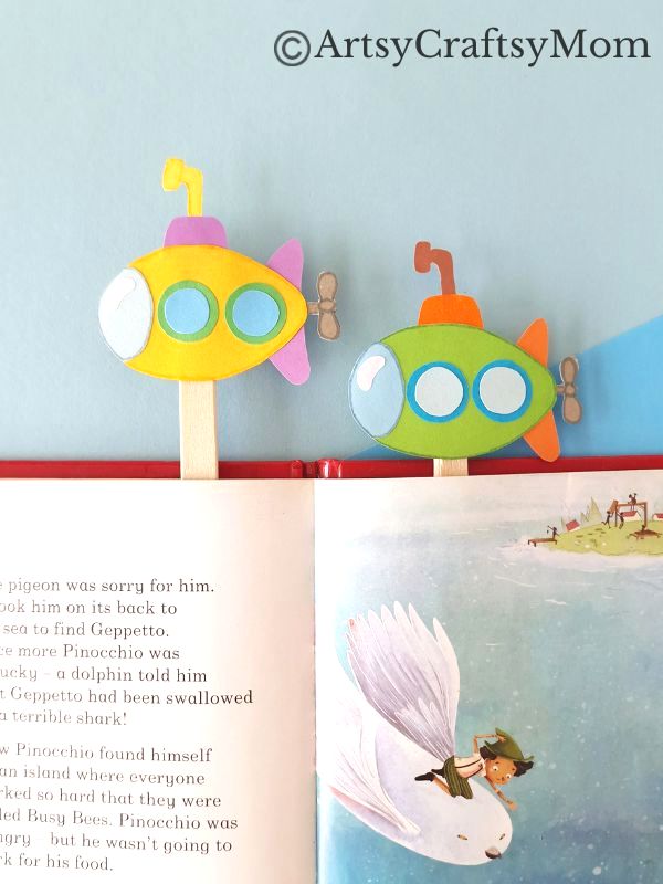 Submarines are amazing machines aren't they? Let's learn more about them with this fun and easy submarine bookmark papercraft for kids!