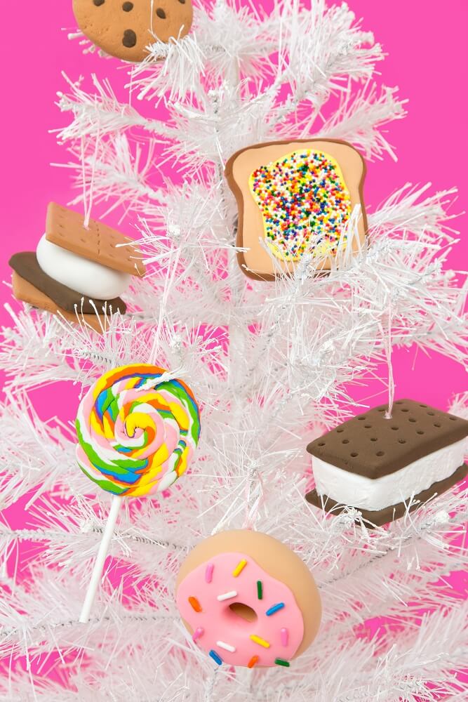Anyone who loves candy is sure to love these candy themed crafts for kids! Go bright & colorful as you create your own treats out of craft supplies!