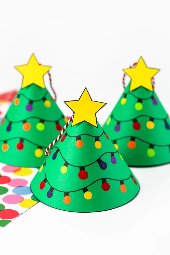 Celebrate the most important icon of Christmas celebrations with these pretty Christmas tree crafts for kids! There's something for everyone here!